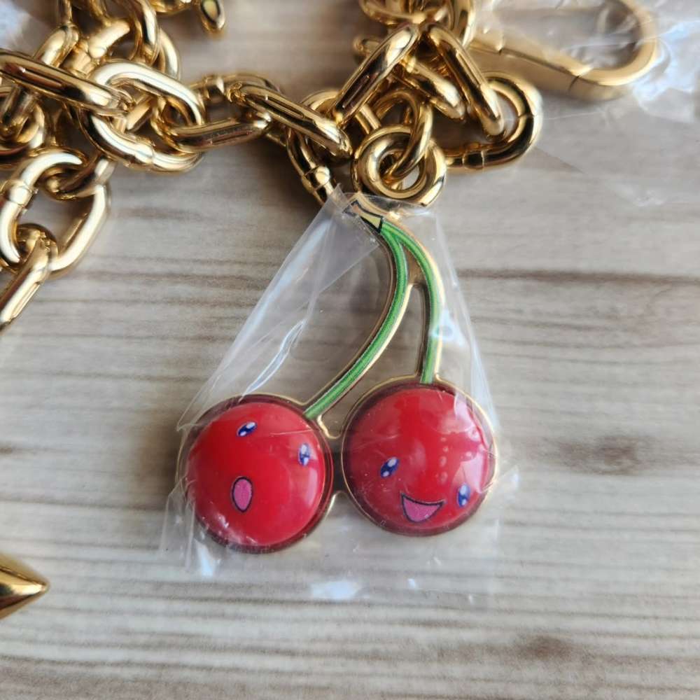 Louis Vuitton Charm Retez