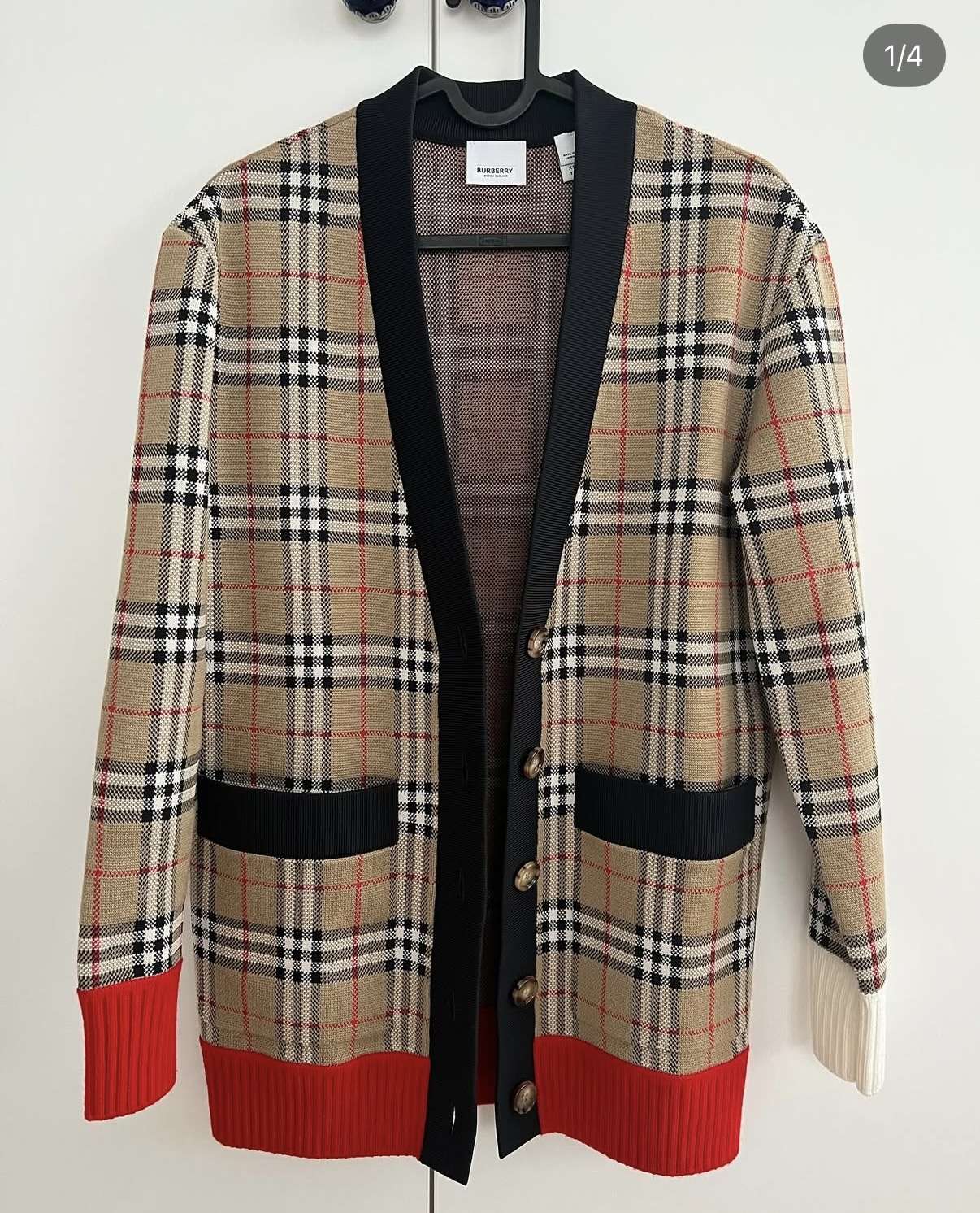 Burberry vlnený kabát/sveter dámsky