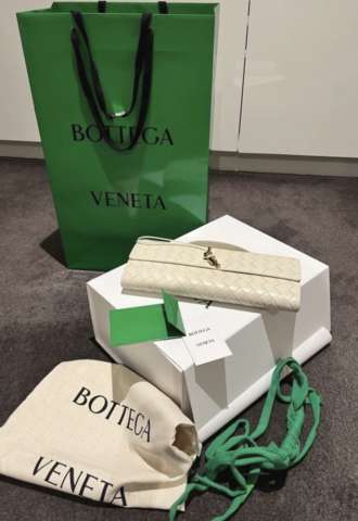 https://www.vipluxury.sk/Bottega Veneta kabelka