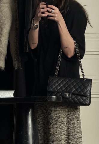 https://www.vipluxury.sk/Chanel Double Flap Caviar Leather Medium