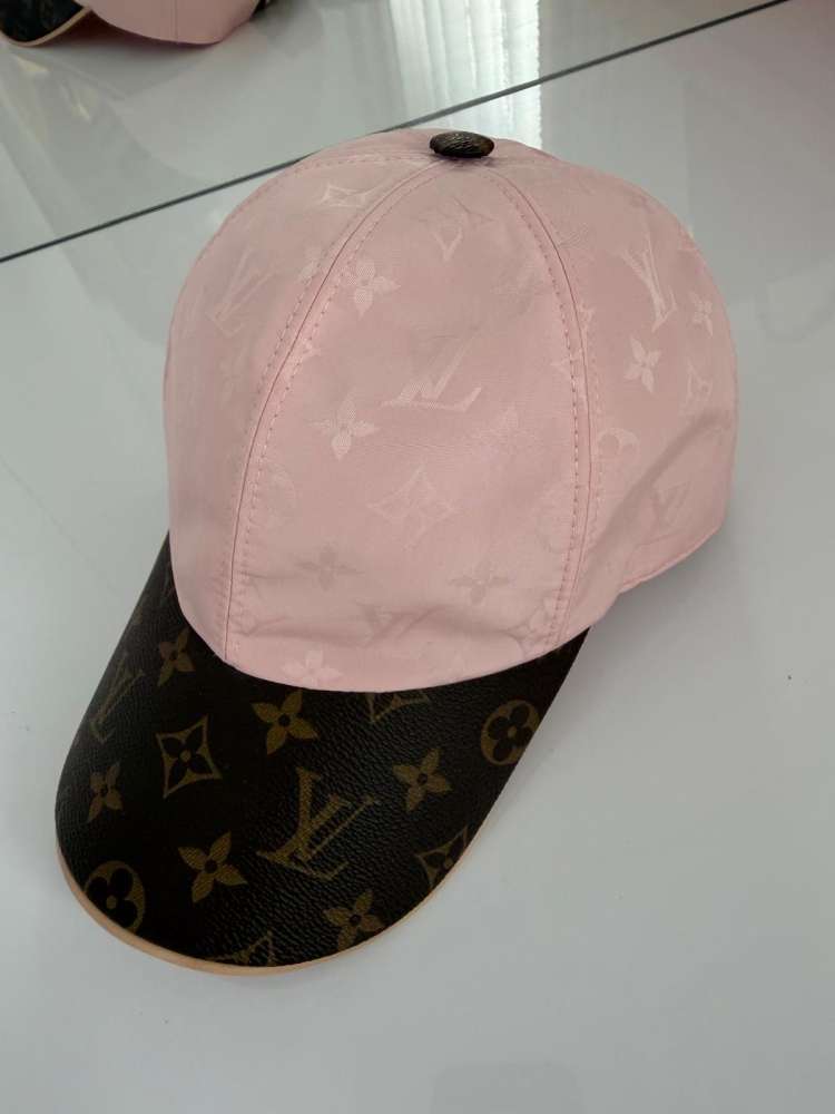 Louis Vuitton šiltovka