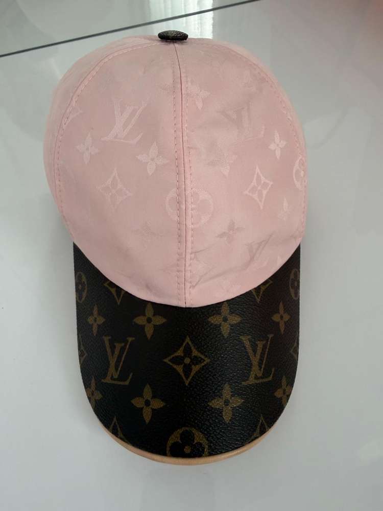 Louis Vuitton šiltovka