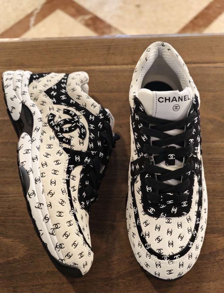 Chanel tenisky
