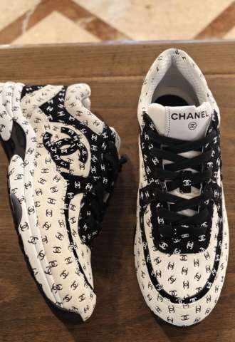 https://www.vipluxury.sk/Chanel tenisky