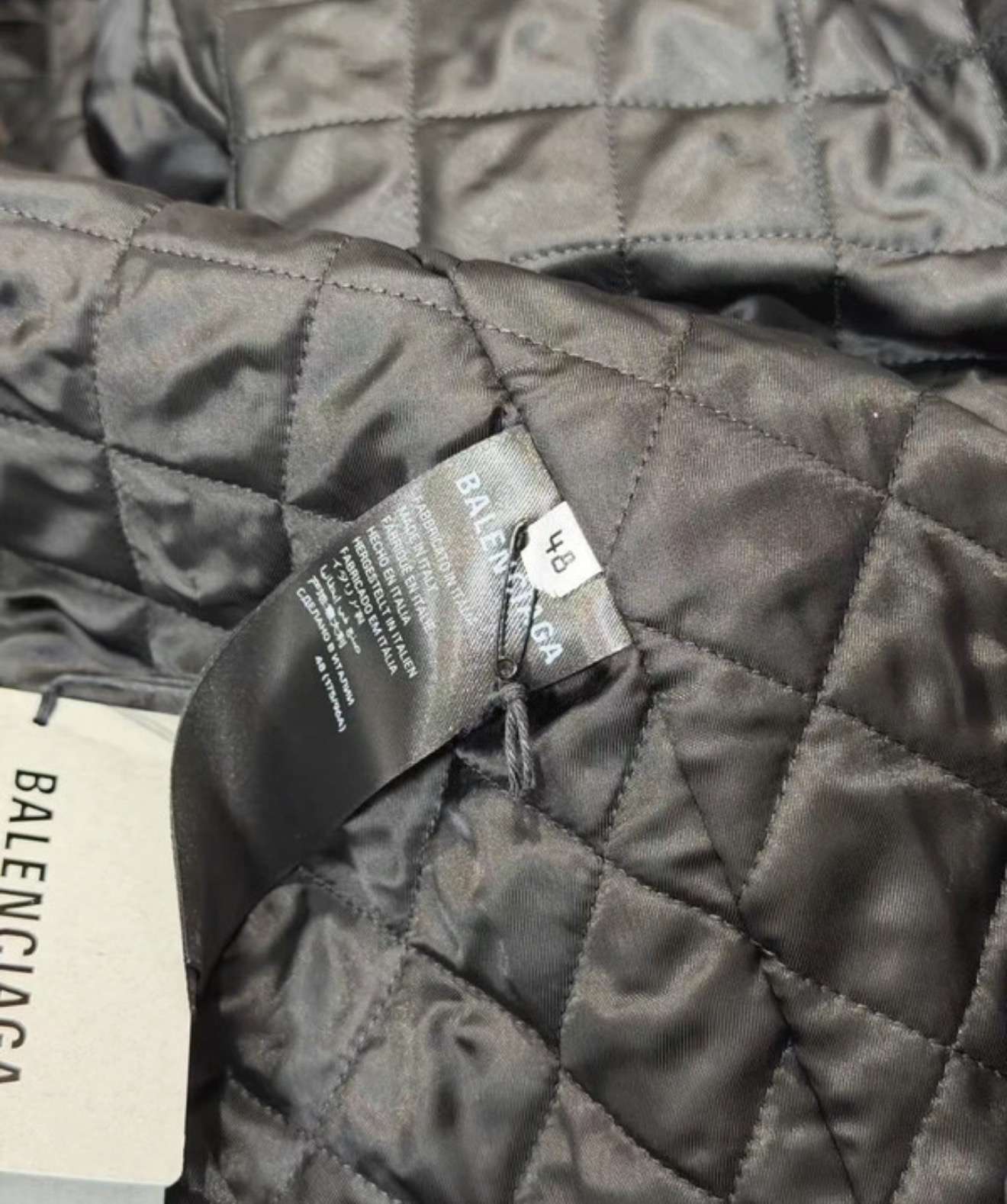 Balenciaga Bunda