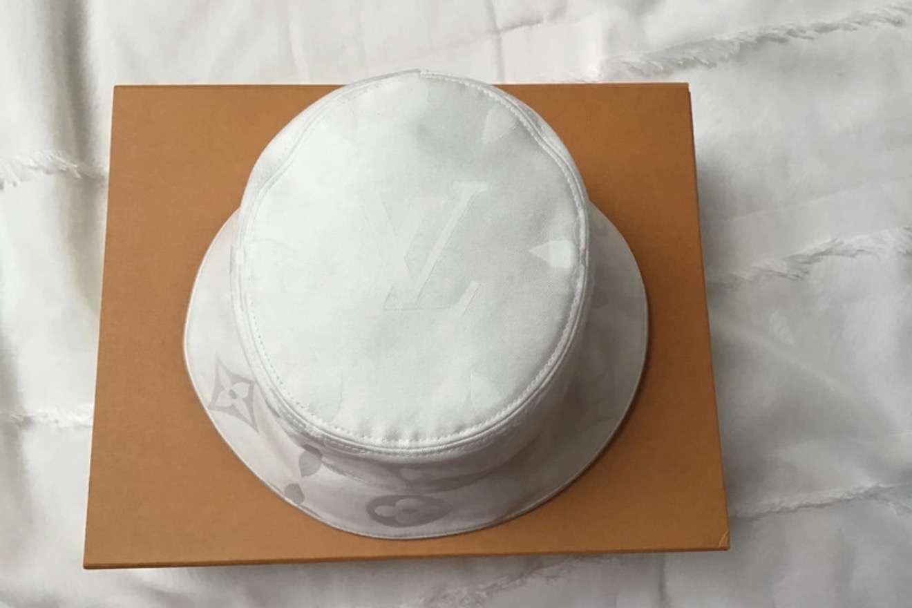 Louis Vuitton klobúk