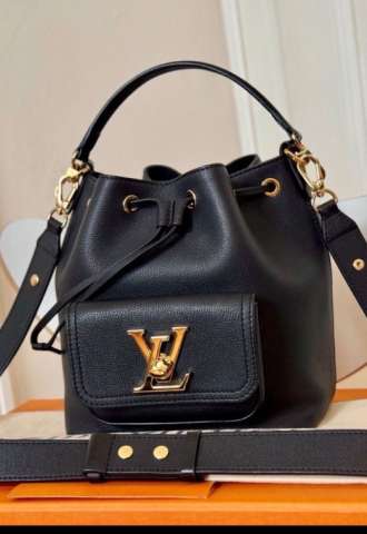 https://www.vipluxury.sk/Louis Vuitton ruksak