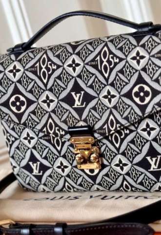 https://www.vipluxury.sk/Louis Vuitton Metis kabelka