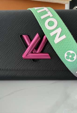 https://www.vipluxury.sk/Louis Vuitton Twist Epi MM