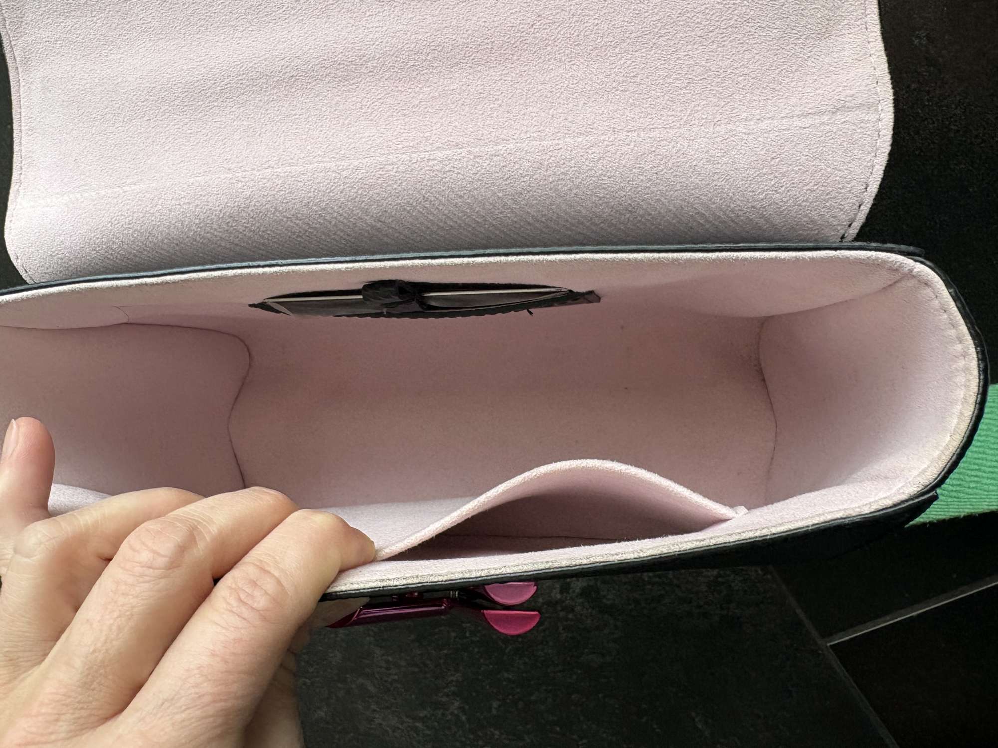 Louis Vuitton Twist Epi MM