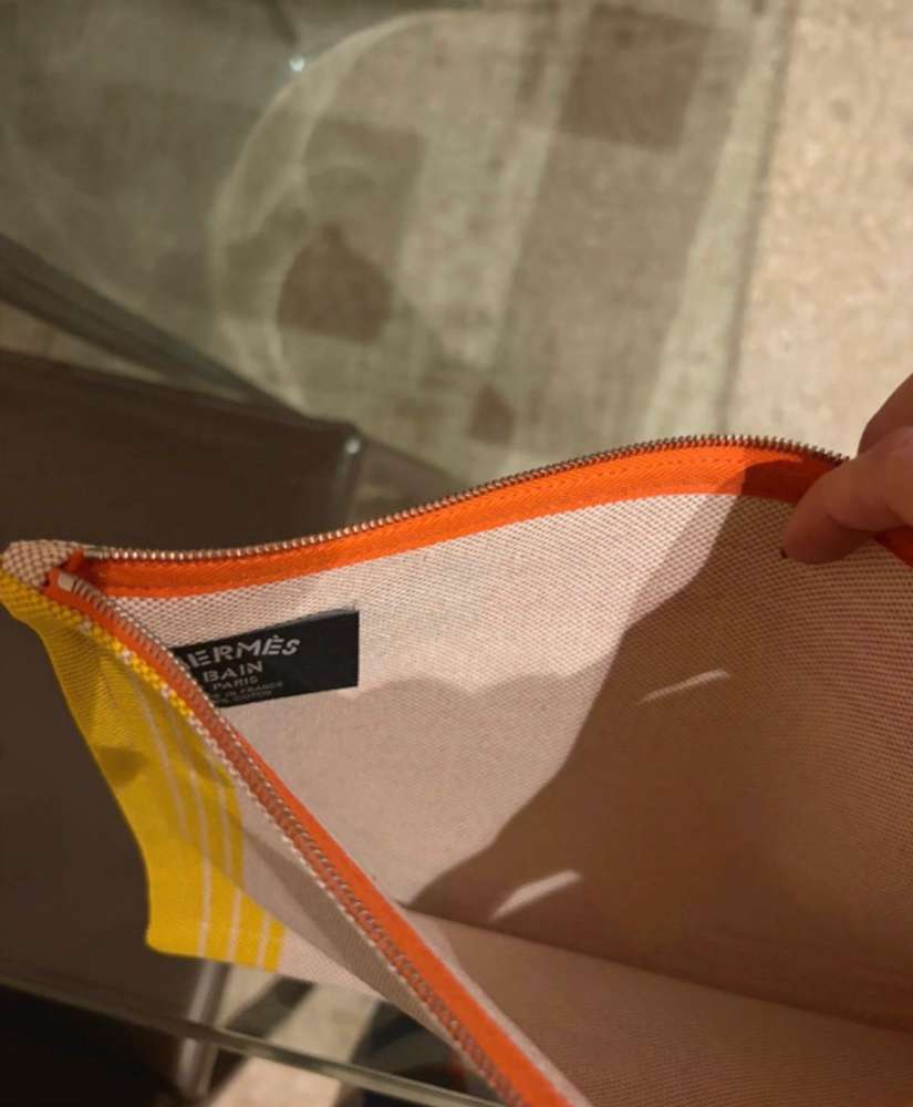 Hermes clutch