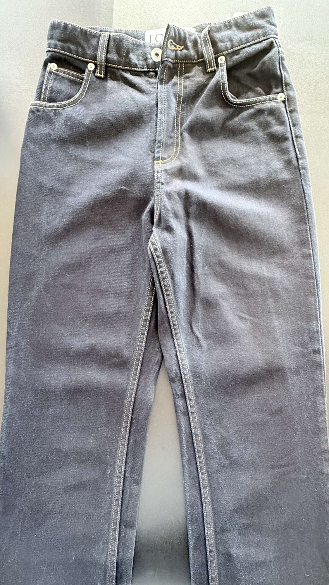 Rovné džínsy Loewe s vysokým pásom a koženými vreckami Anagram