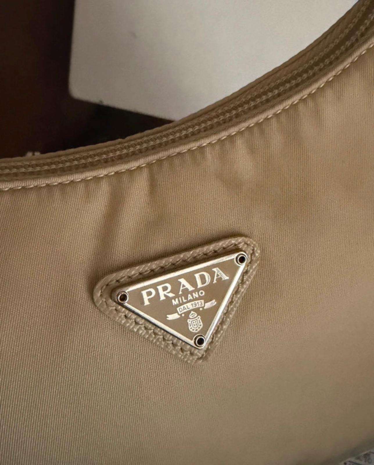 Prada Kabelka