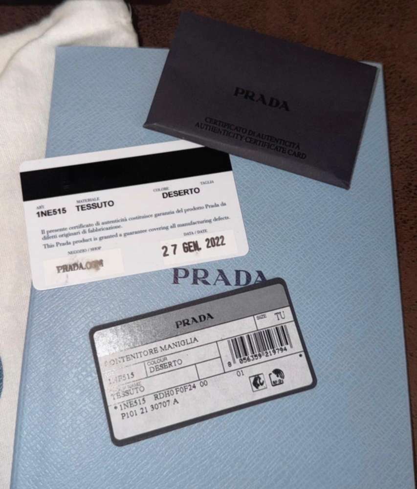 Prada Kabelka