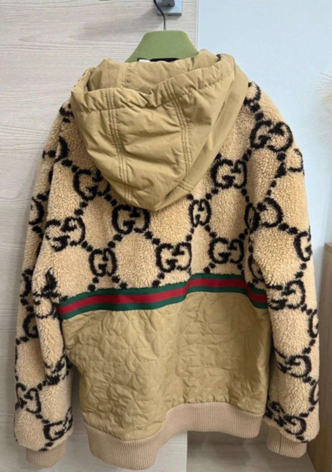 Gucci bunda