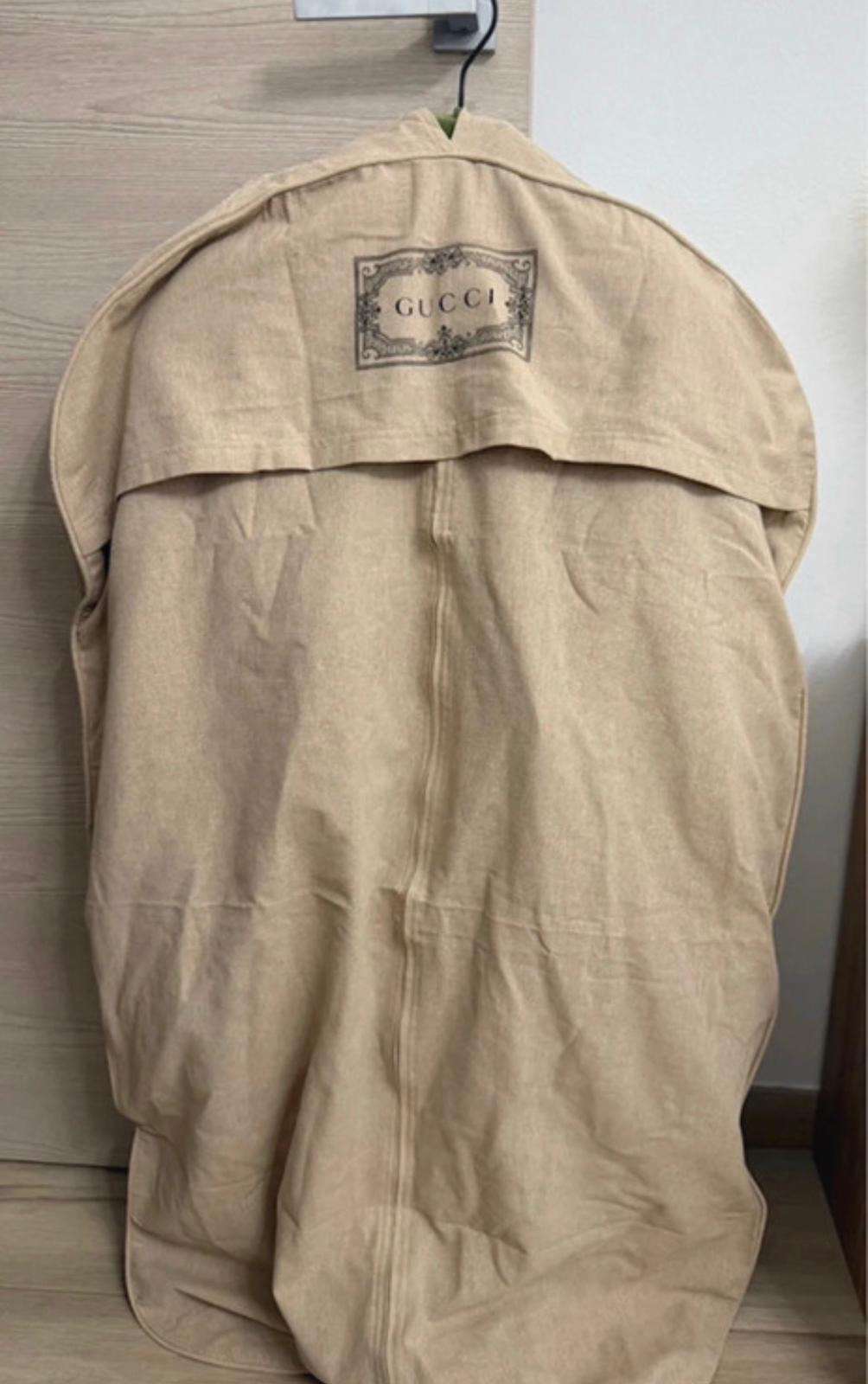 Gucci bunda