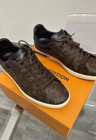 https://www.vipluxury.sk/Louis Vuitton tenisky