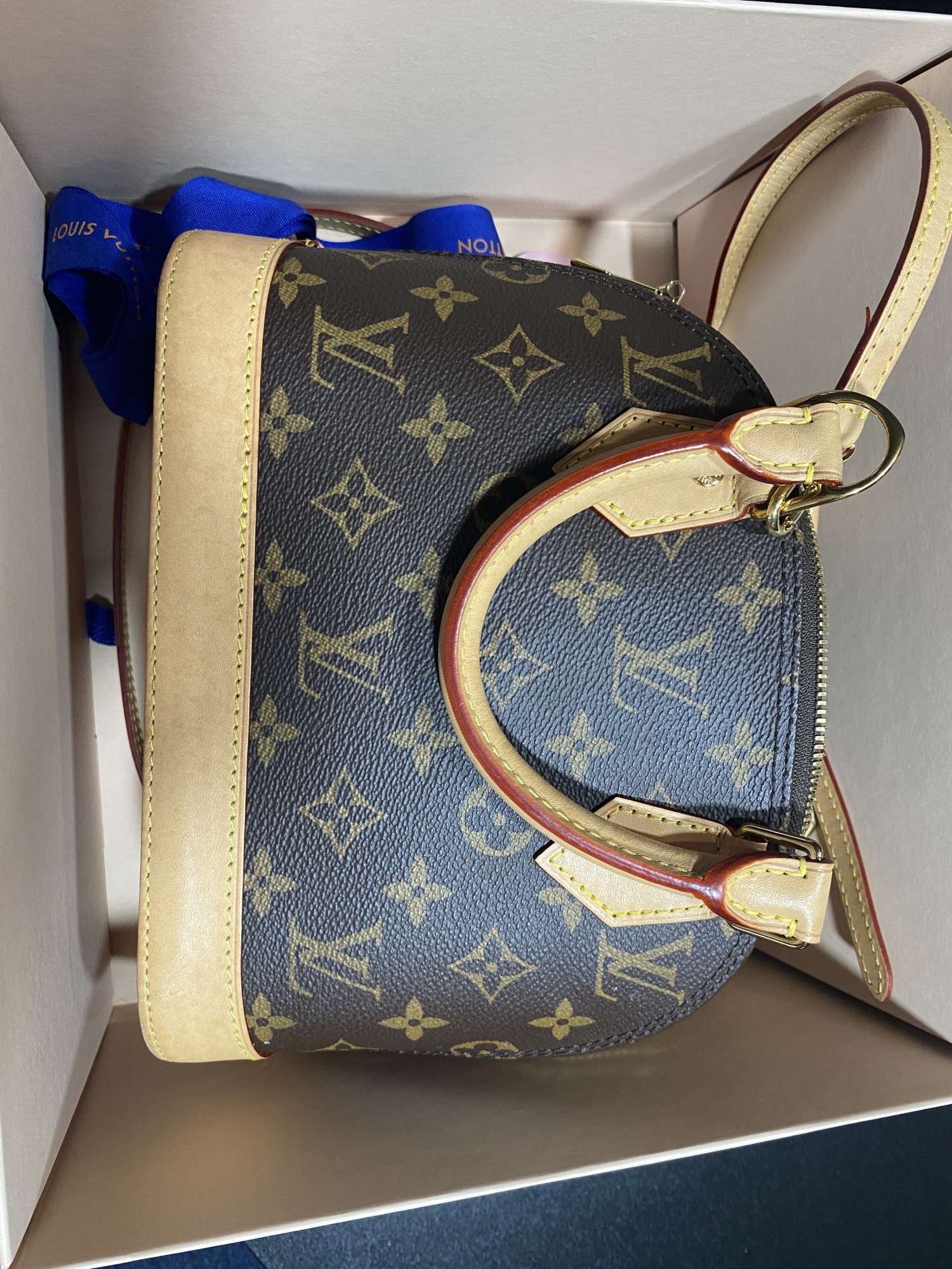 Louis Vuitton alma BB