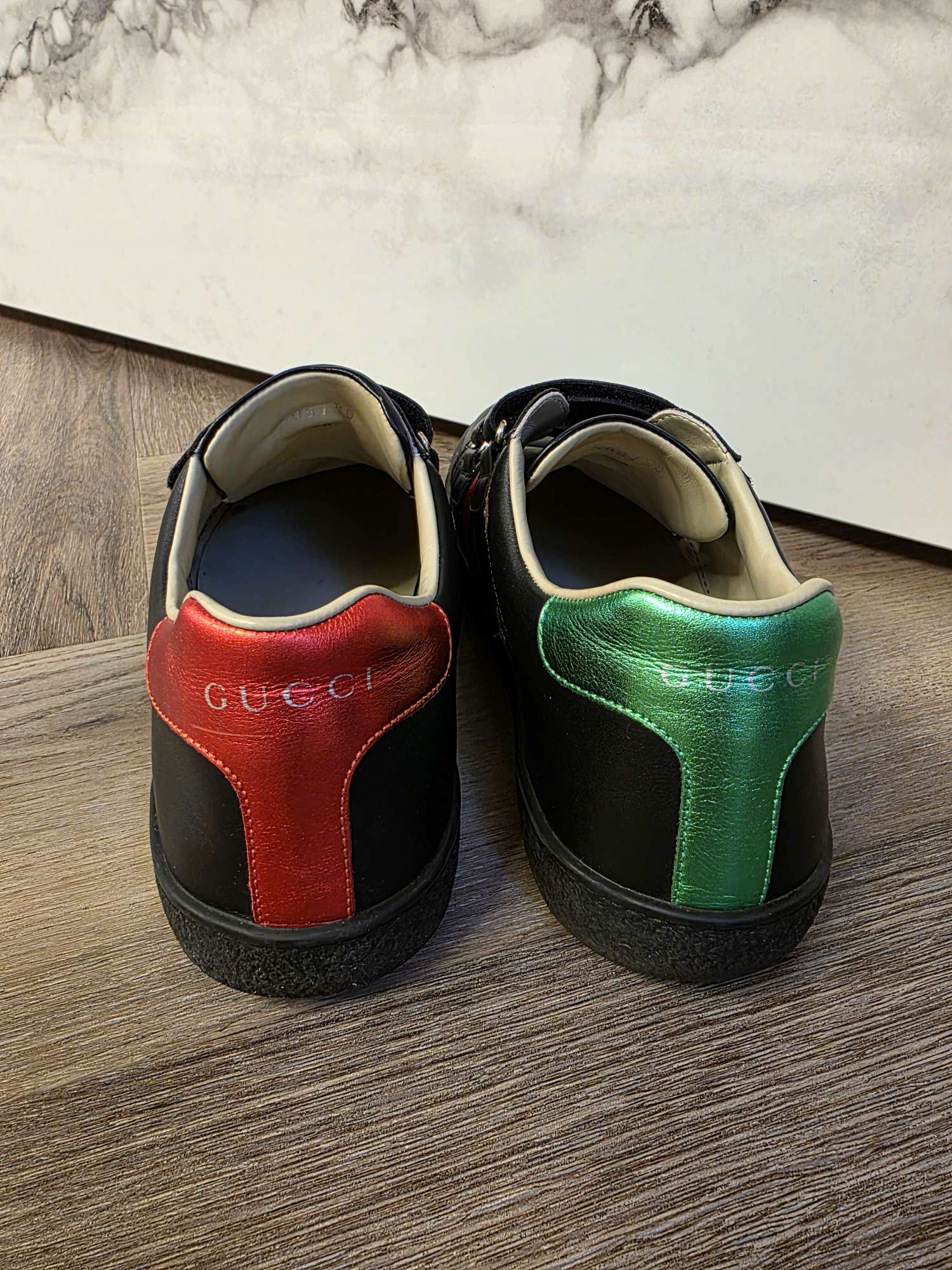 Čierne tenisky Gucci Ace Bee