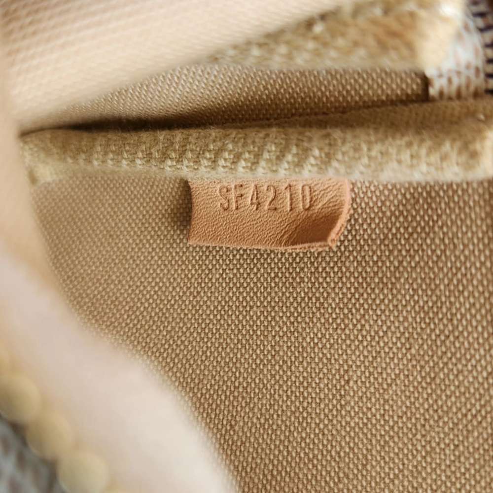 Louis Vuitton Mini Pochette