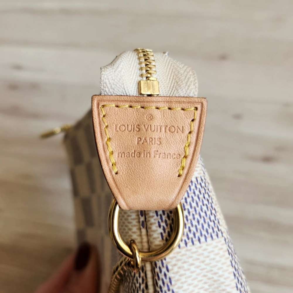 Louis Vuitton Mini Pochette