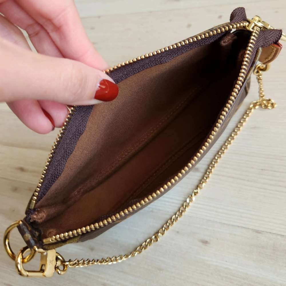 Louis Vuitton Mini Pochette