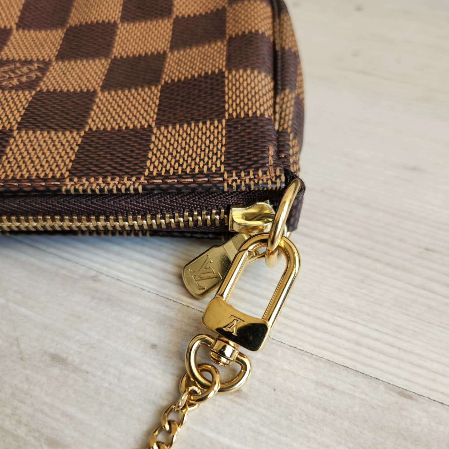 Louis Vuitton Mini Pochette Accessories