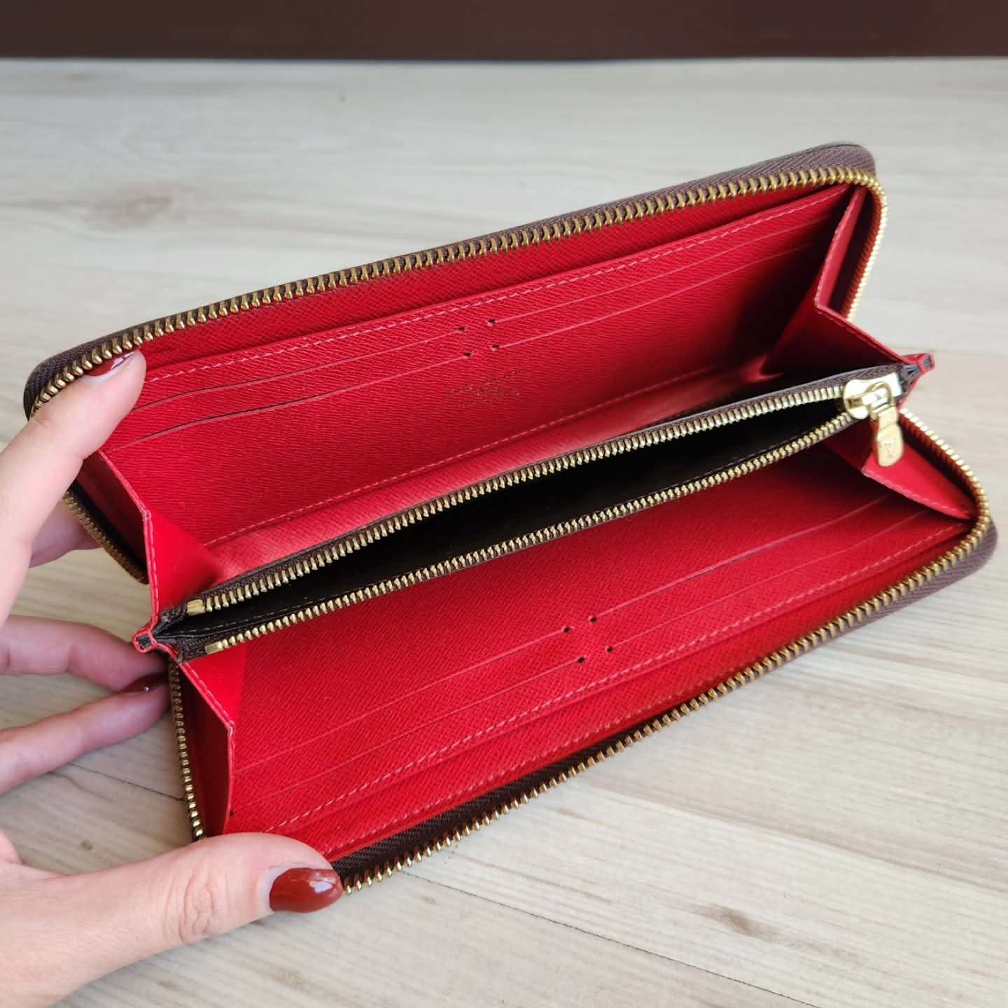 Louis Vuitton Clemence