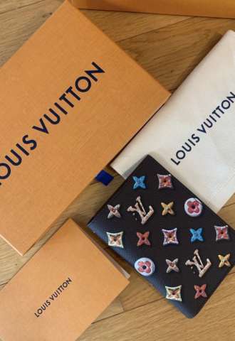 https://www.vipluxury.sk/Louis Vuitton obal na pas