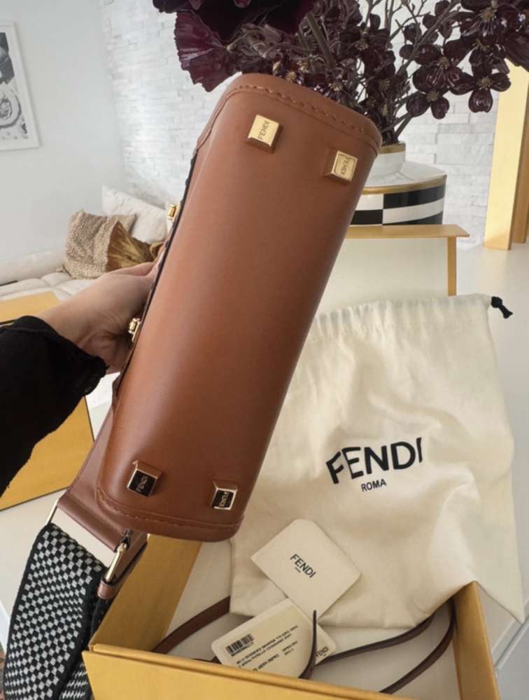 Fendi kabelka