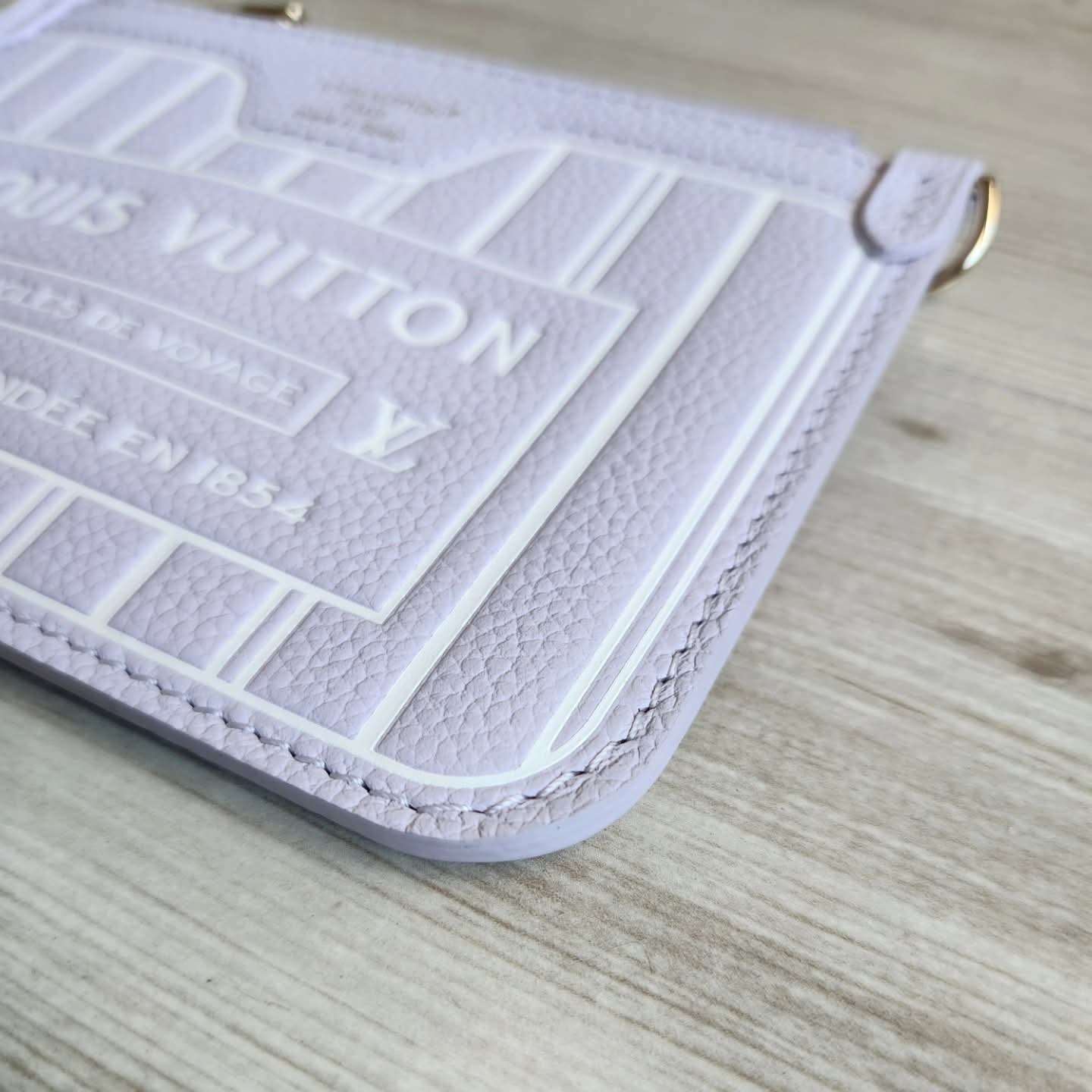 Louis Vuitton Pochette