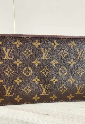 https://www.vipluxury.sk/Louis Vuitton Pochette