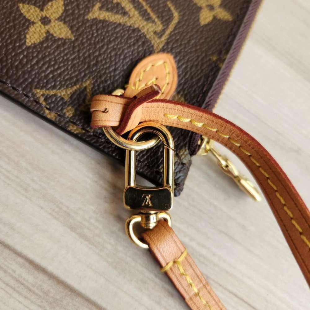 Louis Vuitton Pochette