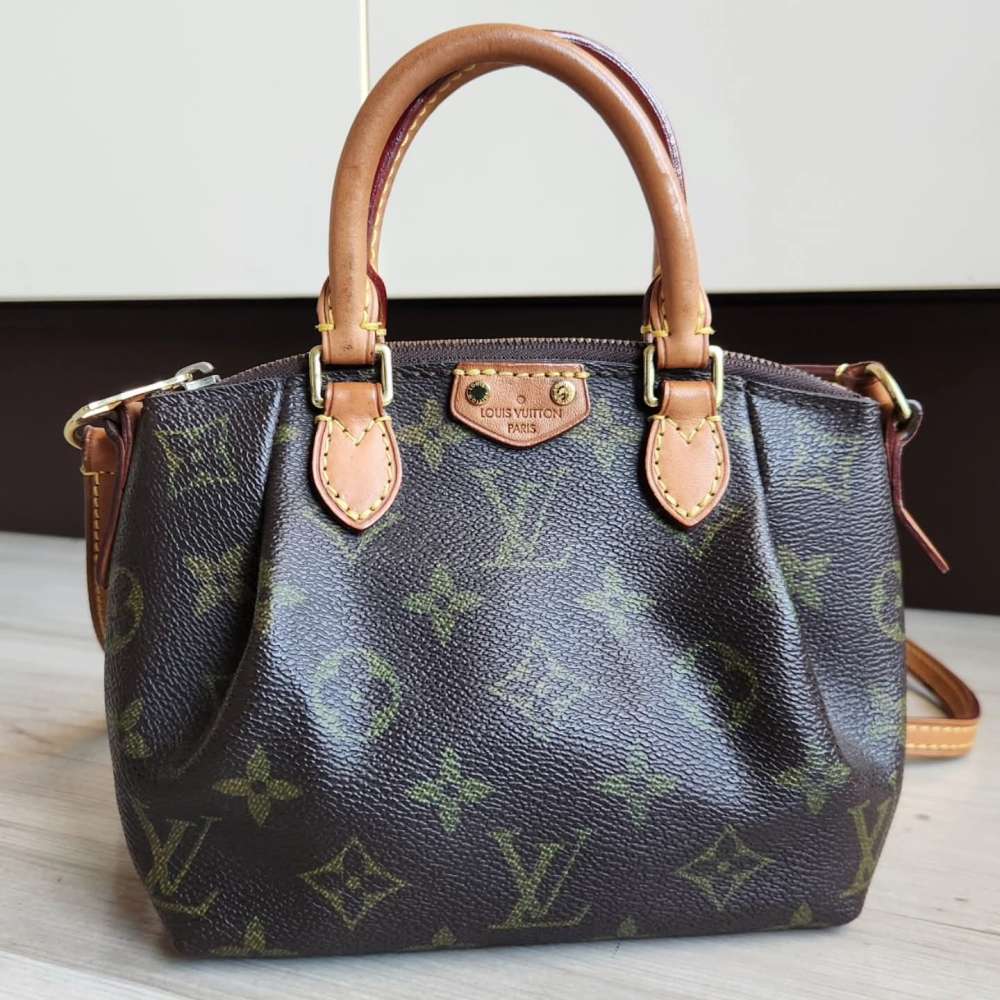 Louis Vuitton Turenne
