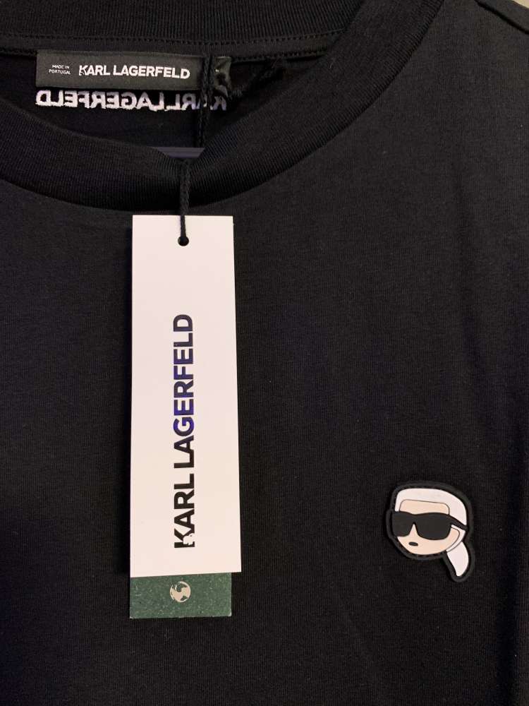 Karl Lagerfeld šaty