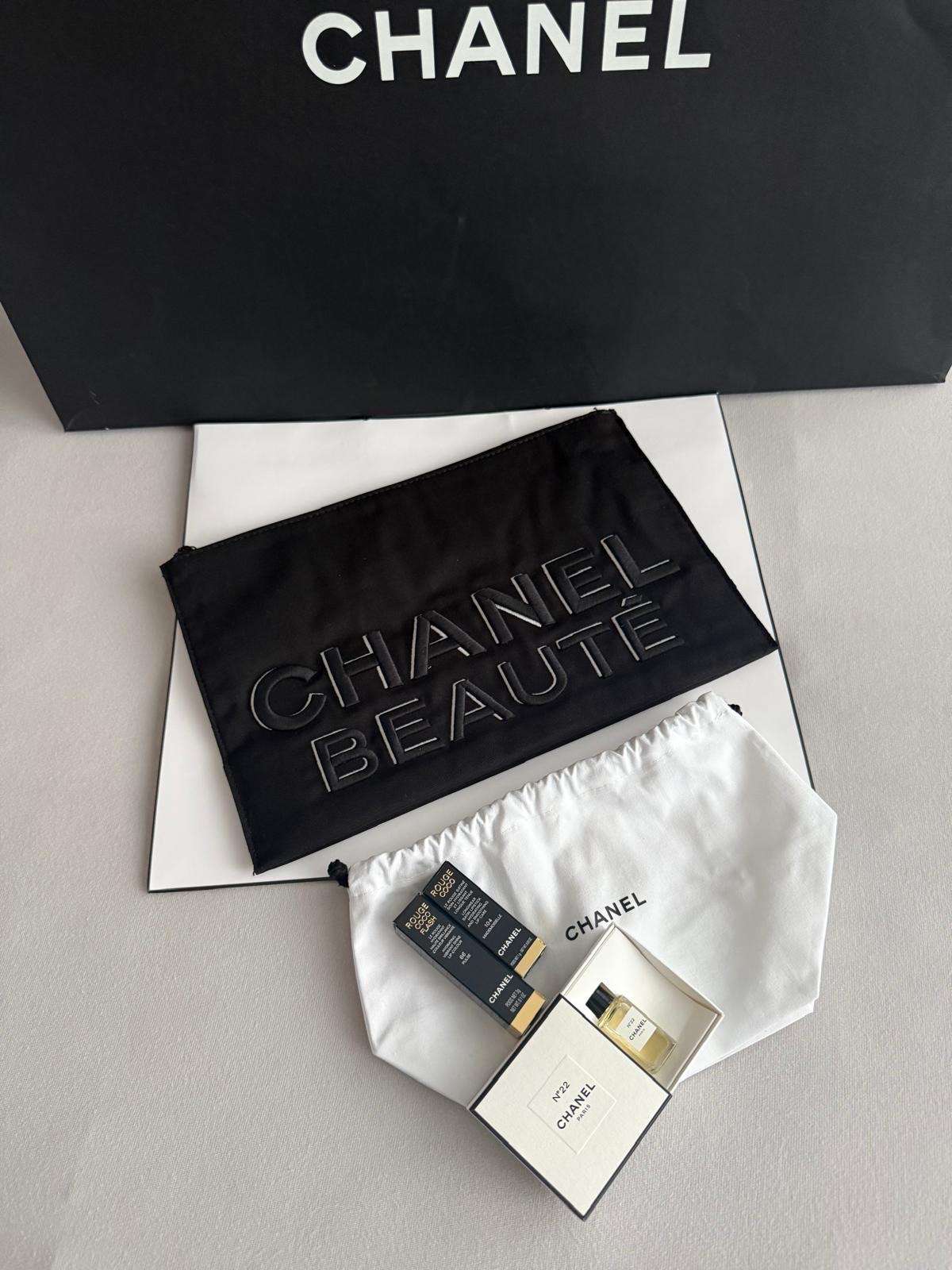 Chanel set