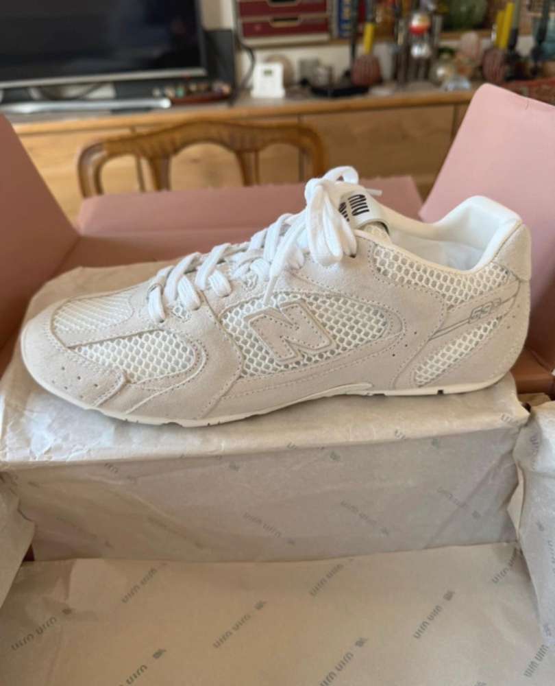 New balance Miu Miu tenisky
