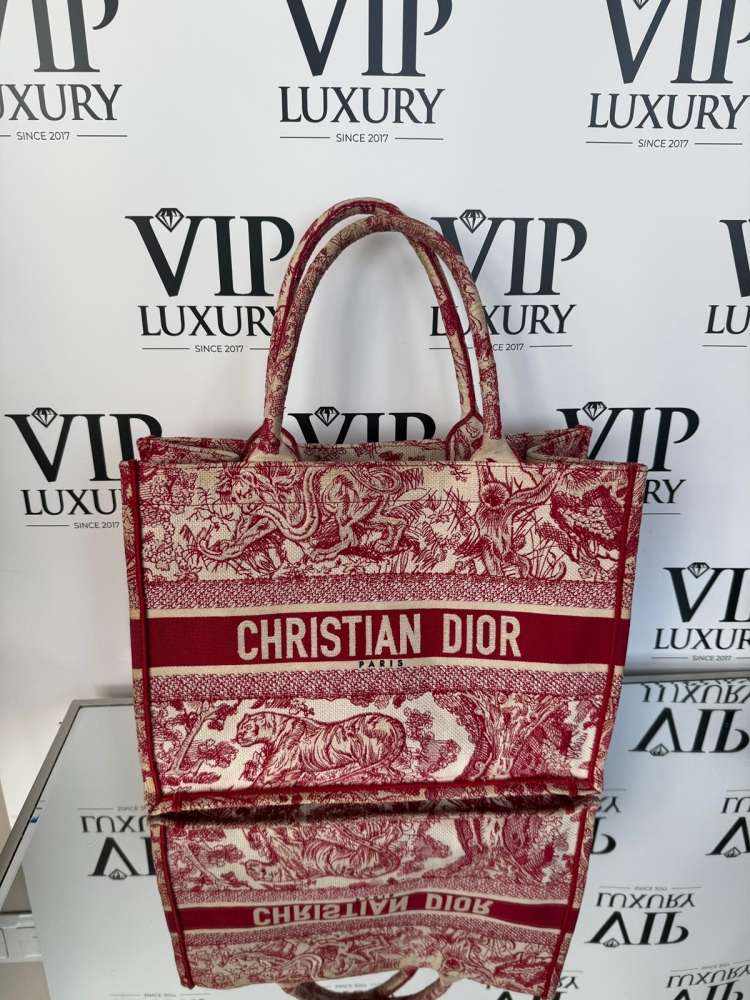 Dior tote bag