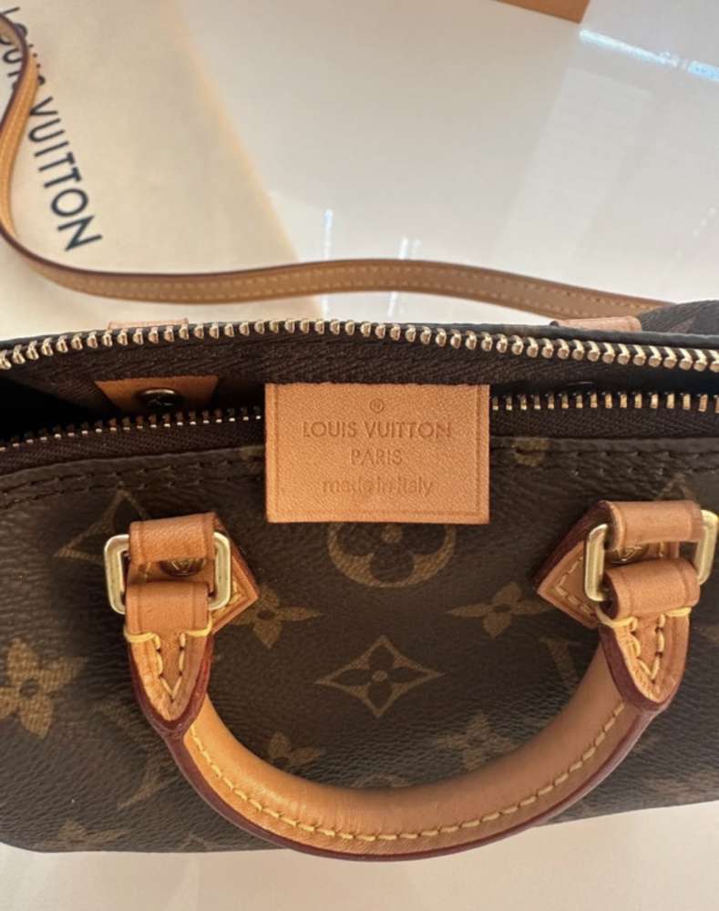 Louis Vuitton nano speedy