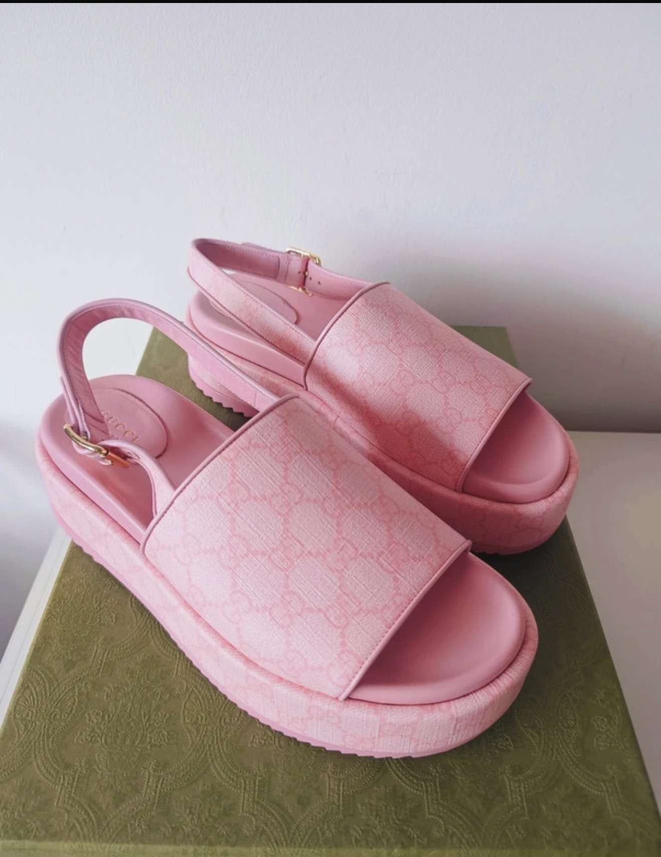 Gucci sandalky