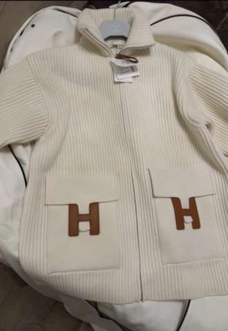https://www.vipluxury.sk/Hermes sveter