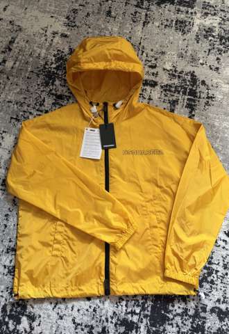 https://www.vipluxury.sk/DSQUARED2 GLOBETROTTER WINDBREAKER