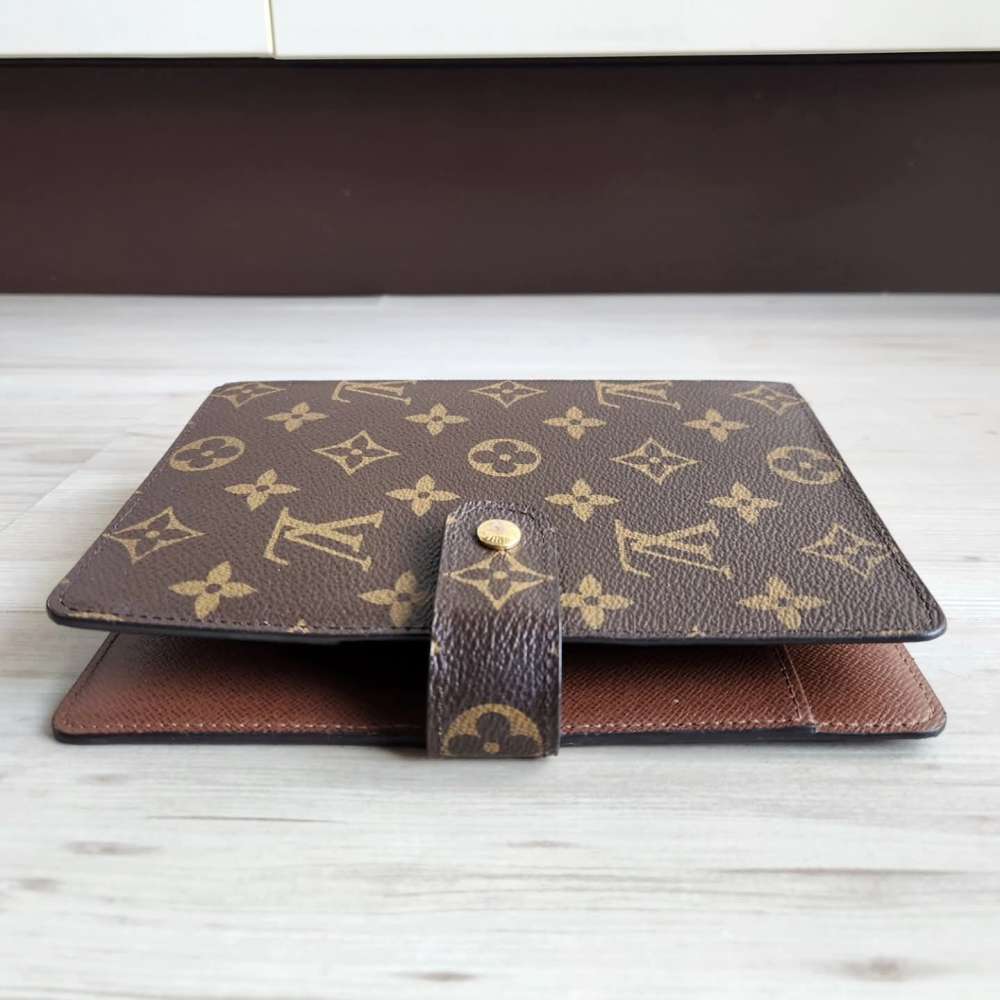 Louis Vuitton Agenda MM