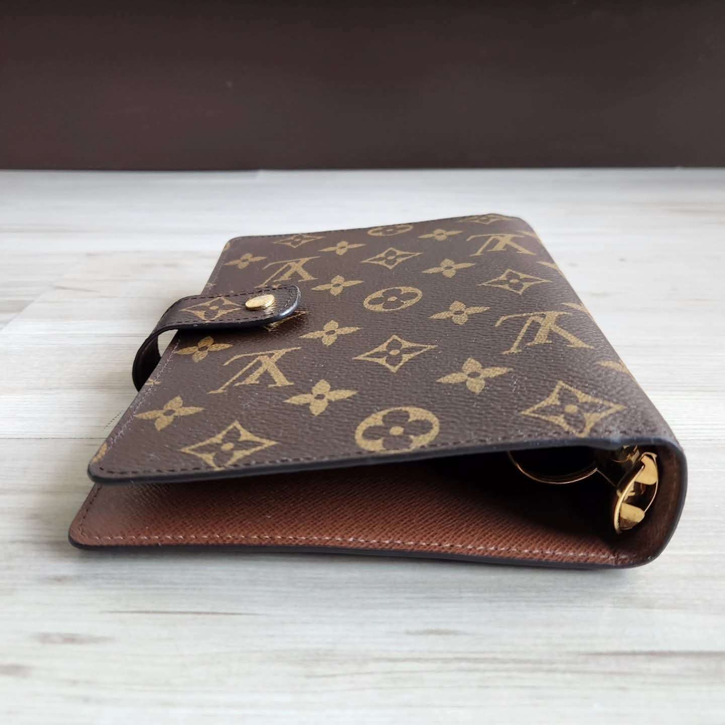 Louis Vuitton Agenda MM