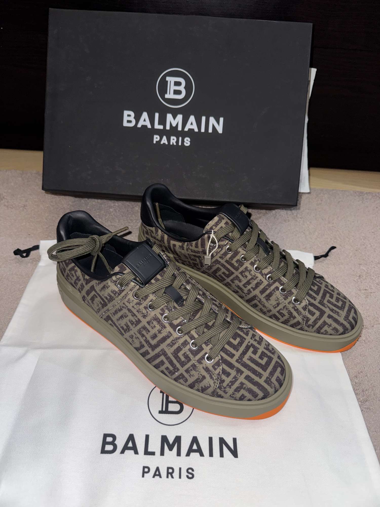 Balmain B-court
