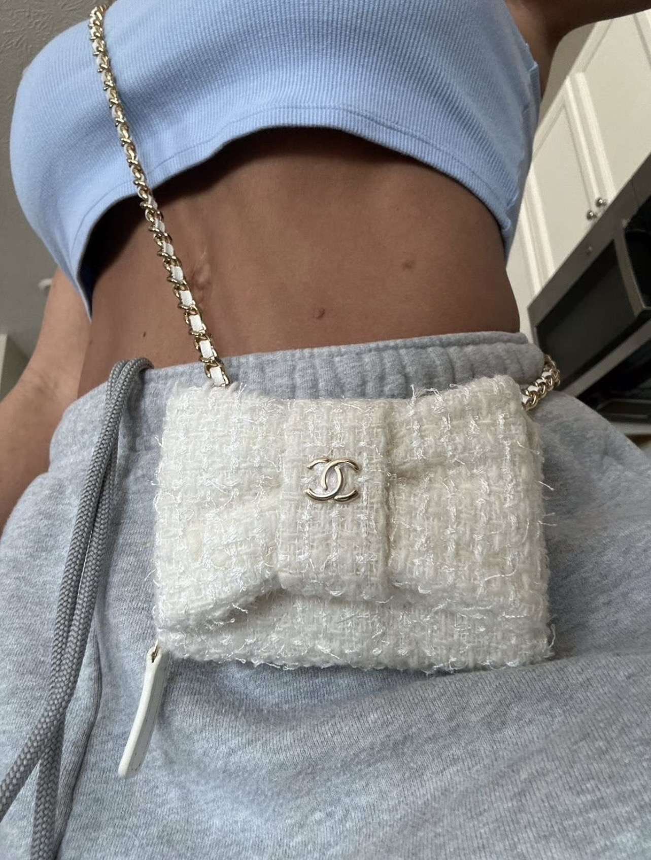 CHANEL BEAUTY KRÁSNA KABELKA-AKCIA