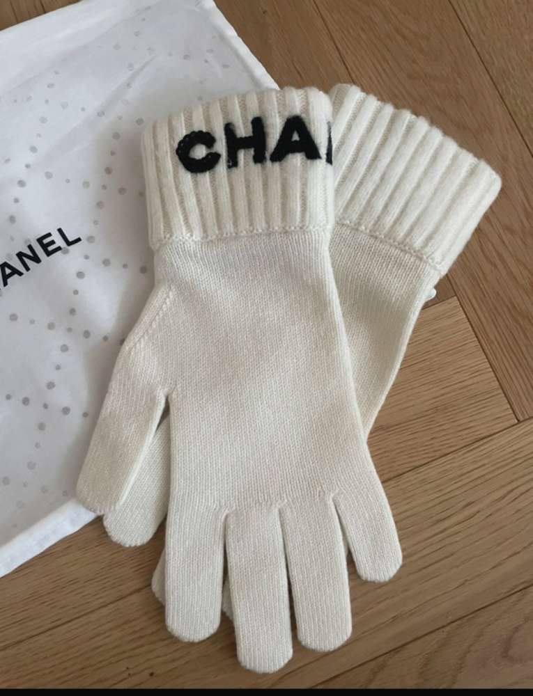 Chanel rukavice
