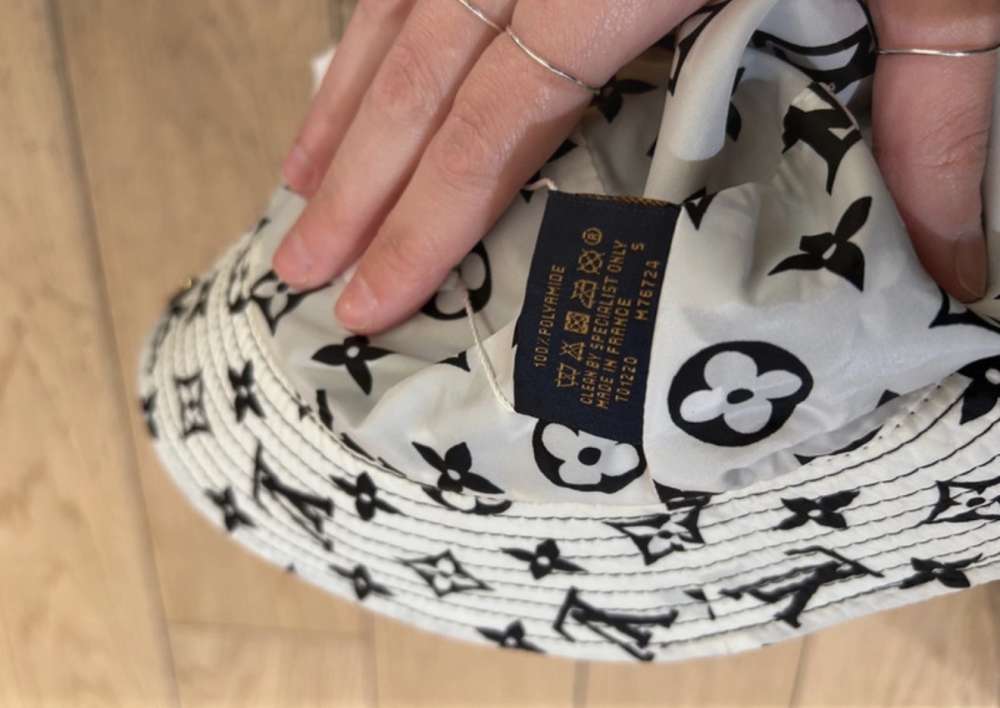 Louis Vuitton klobúk