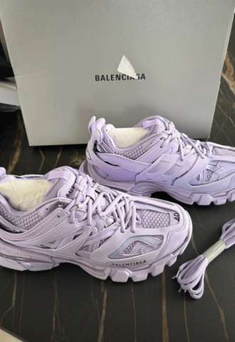 https://www.vipluxury.sk/Balenciaga tenisky