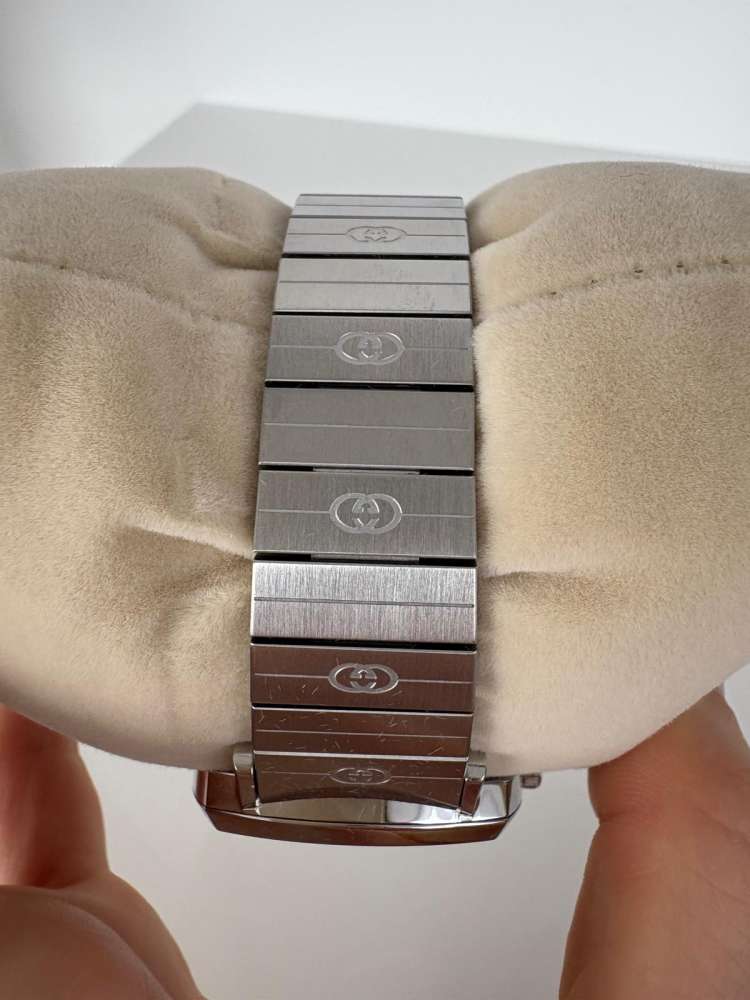 Gucci Grip – Oceľ / Strieborný tón